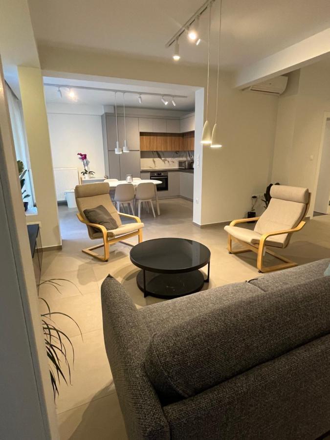 Fofi'S City Center Apartment カヴァラ エクステリア 写真