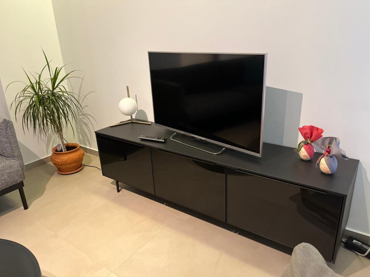 Fofi'S City Center Apartment カヴァラ エクステリア 写真